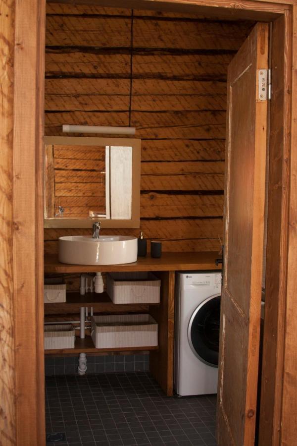 Pihtla Village Apartment Екстер'єр фото